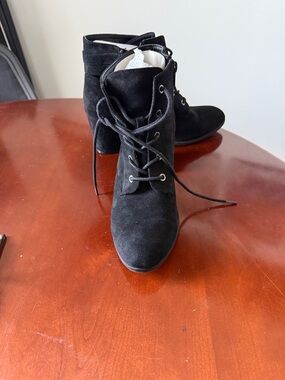 Women's Black Lace-Up Suede Ankle Boots